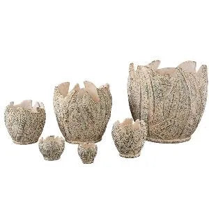 Noami Cream cement round pot w leaves pattern S - i Giardini di Giulia 