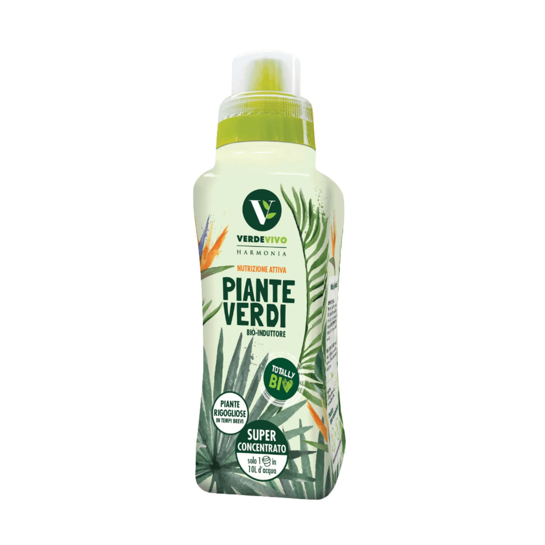 Flacone di concime liquido Verdevivo Harmonia per piante verdi, etichettato “Nutrizione Attiva” e “Super Concentrato”. La confezione presenta motivi vegetali e scritte che indicano l’uso biologico e la capacità di rendere le piante rigogliose.