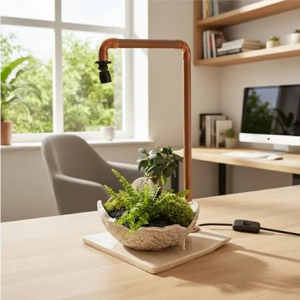 Lampada per Terrarium in Rame con Base in Ceramica Artigianale