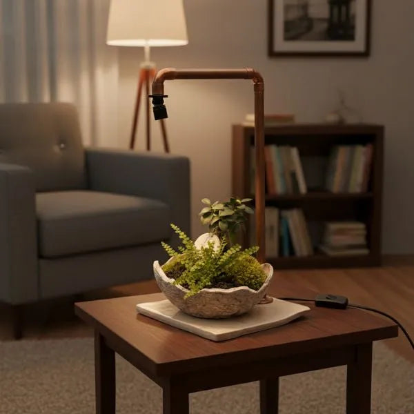 Lampada per Terrarium in Rame con Base in Ceramica Artigianale